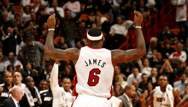 官方：瓦诺利就任佛罗伦萨主帅，合同至明年6月+1年续约选项（官宣：瓦诺利出任佛罗伦萨主帅，合约至明年6月，另含一年续约选项）