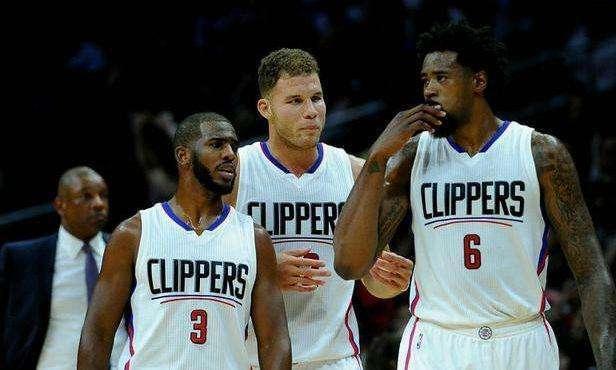 迈阿密国际vs纽约城首发：梅西领衔，苏亚雷斯替补（迈阿密国际对阵纽约城首发出炉：梅西率队出战，苏亚雷斯坐镇替补席）